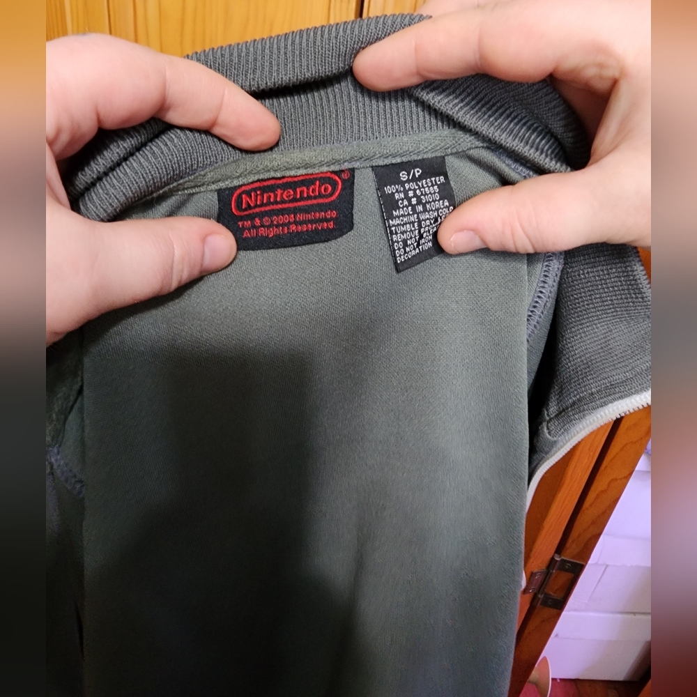 Nintendo Nes Retro Controlled Jacket - image 3